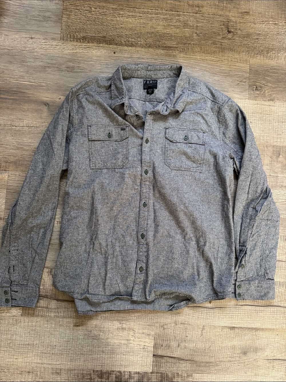 Fox Men’s Gray Lightweight Button-Up Shirt Jacket